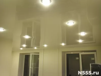 Лаковые натяжные потолки (глянцевые)